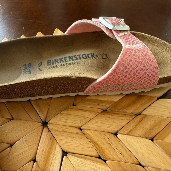 Birkenstock Pink Women's Sandals sz 38 excellent used condition - Picture 6 of 8